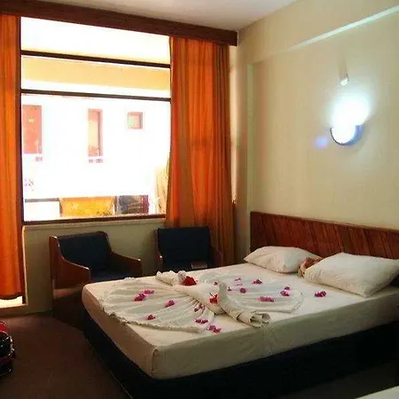 Palmera Kleopatra Otel 2*